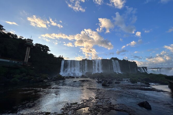 2-Days PRIVATE Brasil & Argentina Experience Iguazu Falls - Should you book the two-day private Iguazu tour?
