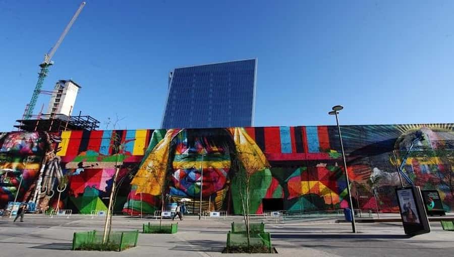 3-Hour Urban Arts Walking Tour - Meeting the guide at the Municipal Theatre
