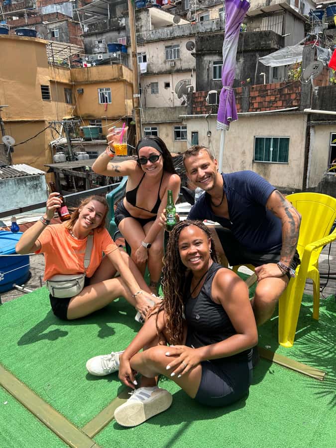 A Walk in the Rocinha Favela: Women Leading the Way - Meeting people, tasting coffee, and joining local activities