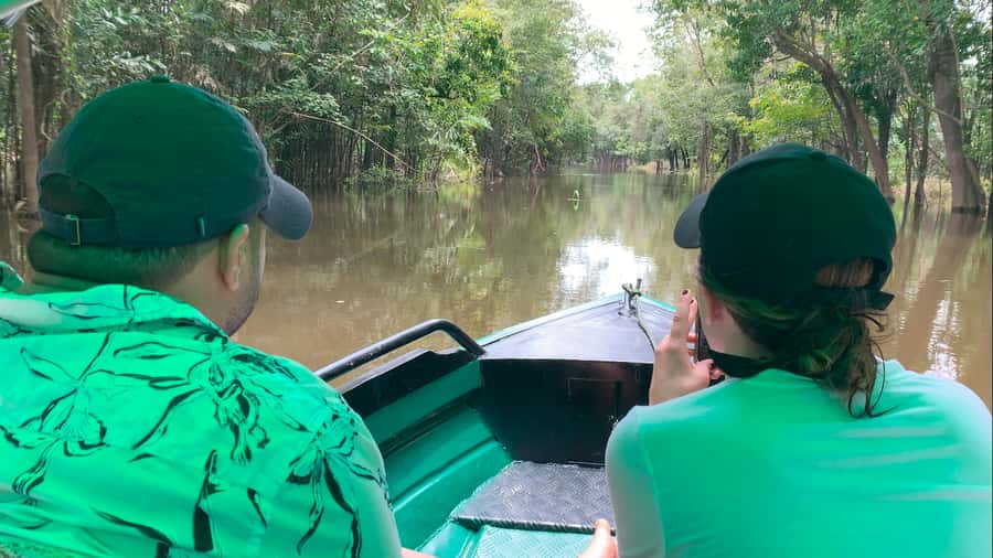 Amazonas: Boat Ride with a Local Amazonian - A compact Amazon introduction from Manaus
