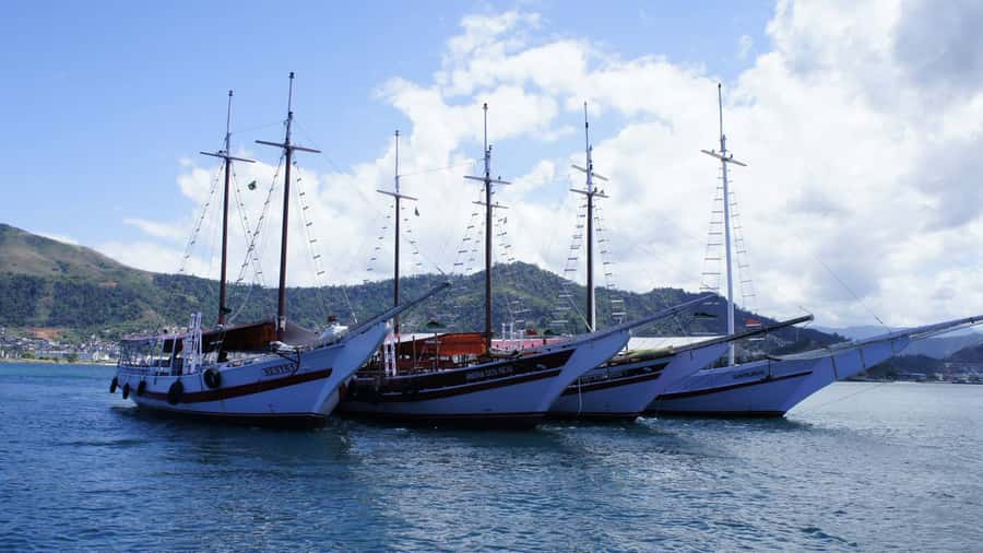 Angra dos Reis: Boat Tour in Ilha Grande and Lagoa Azul - Why this Angra boat trip works for a short visit