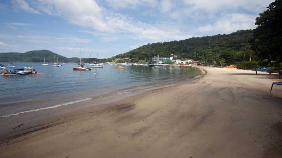 Angra dos Reis: Boat Tour in Ilha Grande and Lagoa Azul - What the $20 price really includes