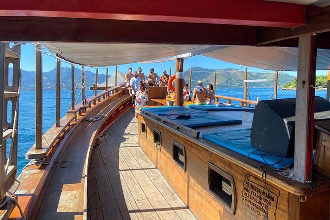 Angra dos Reis Boat Tour with Lunch - Lagoa Verde ends the water portion on a calm note