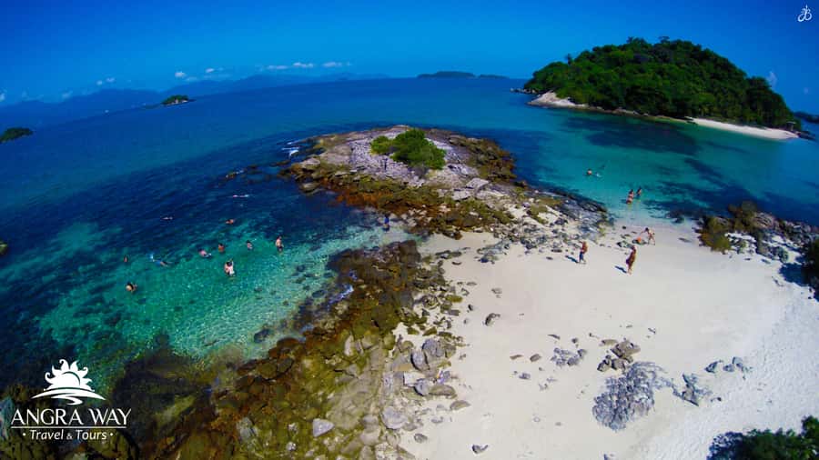 Angra dos Reis: Super Lagoa Azul Speedboat Tour - The route from Santa Luzia Pier to the islands