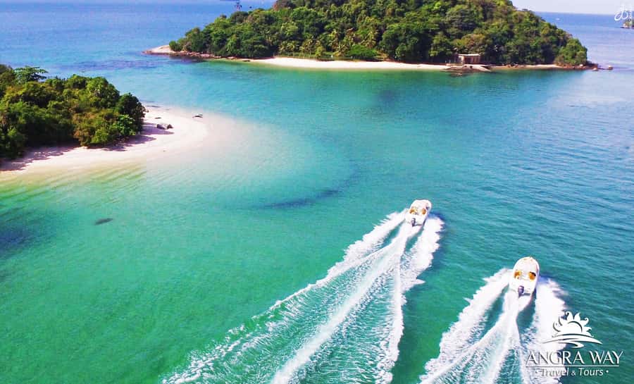 Angra dos Reis: Super Lagoa Azul Speedboat Tour - Ilha de Cataguás and its white sand