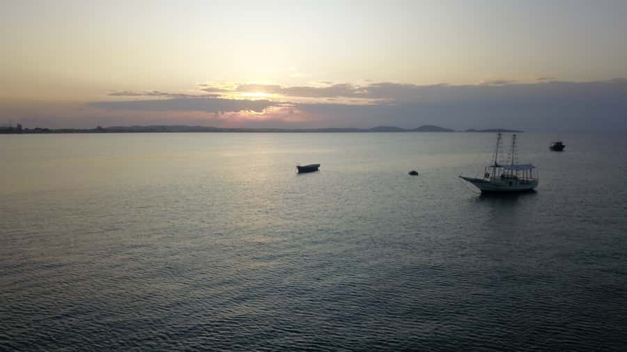 Armação dos Búzios: 3-Stop Schooner Boat Ride - The schooner itself: practical comfort, family fun