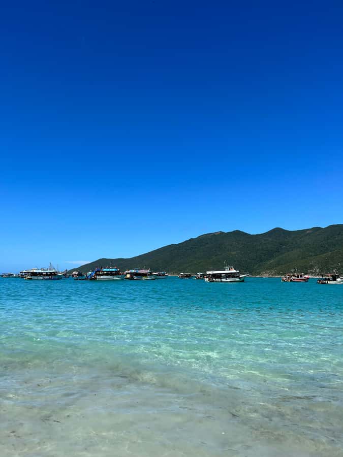 Arraial do Cabo: Boat Trip with Waterslide - The Pérola Negra Boat: comfort and food