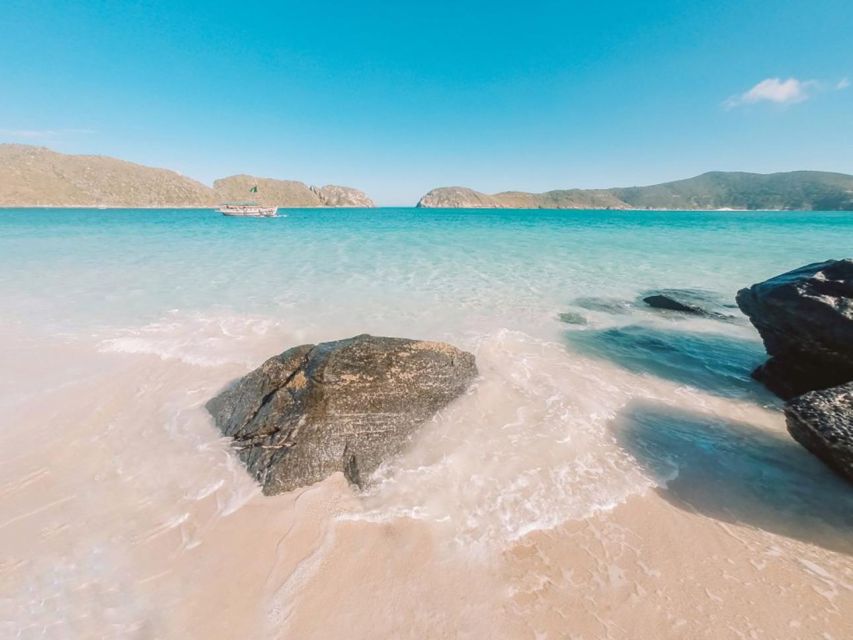 Arraial do Cabo, the Brazilian Caribbean. - Blue Grotto and Fenda de Nossa Senhora by boat