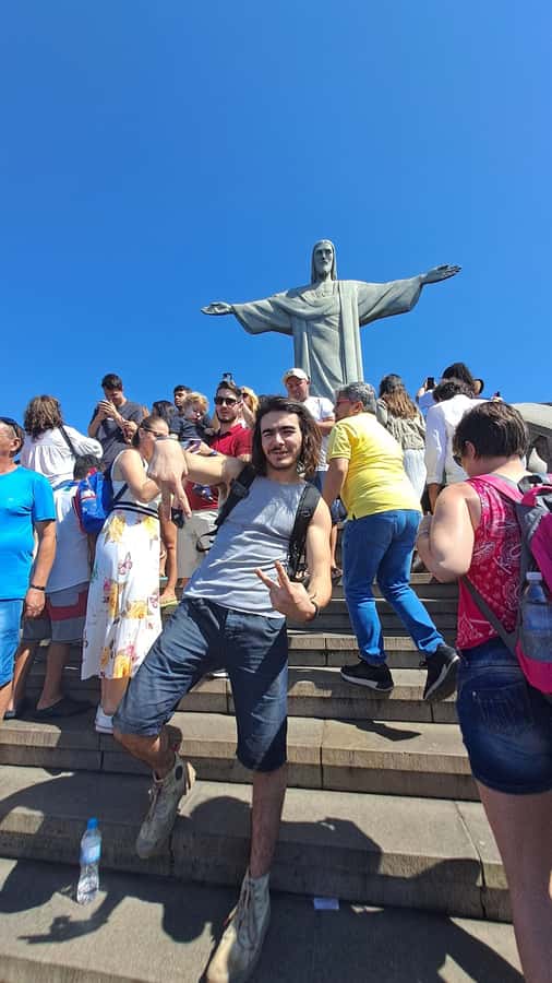 AVenturismo Christ Redeemer - Practical Packing Advice for the Forest and Summit