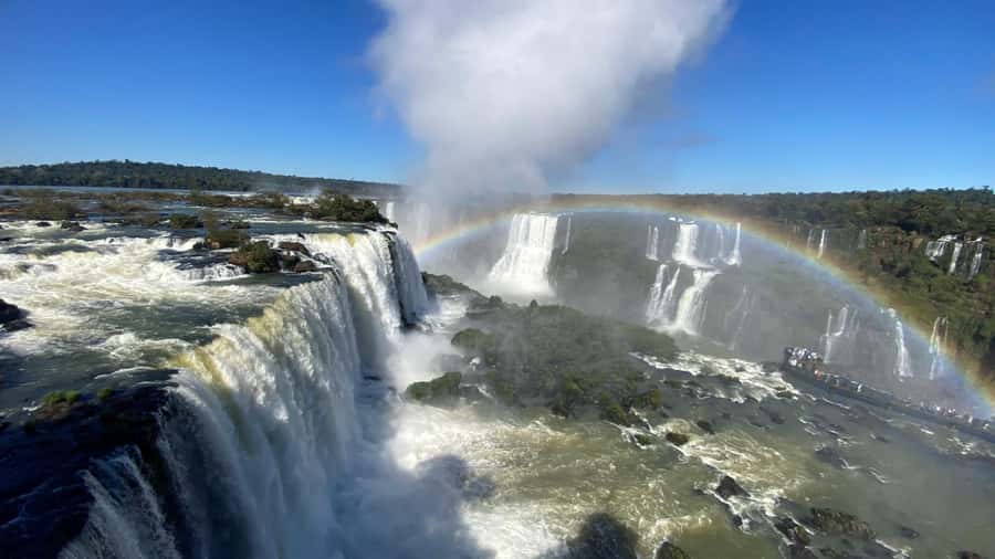 Brazil & Argentina: Iguazu Falls Both Sides in One Day - Pickup, transport, and the first hour