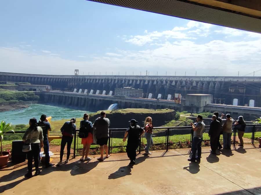 Brazilian Falls, Bird Park and Itaipu Dam - Why this combination works in Foz do Iguaçu