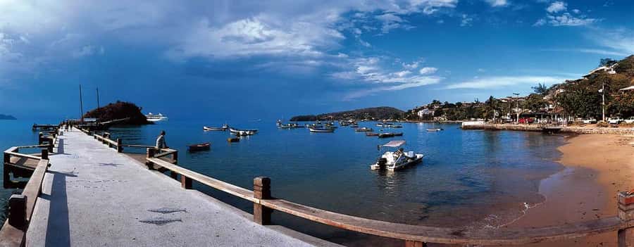 Búzios: City Tour & Beach Hopping with Lunch - Starting in Búzios Center and Along Orla Bardot
