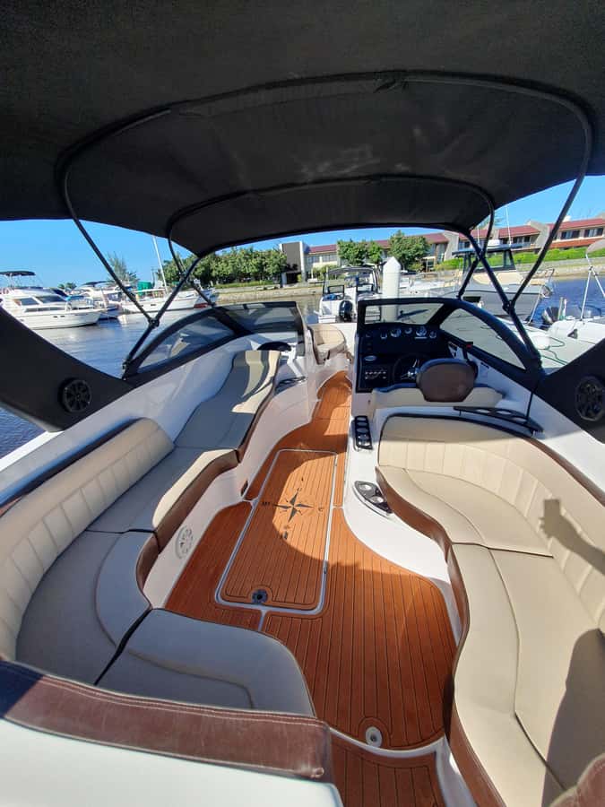 Búzios: Speedboat tour of 2 islands and 11 beaches - Key points to know before booking