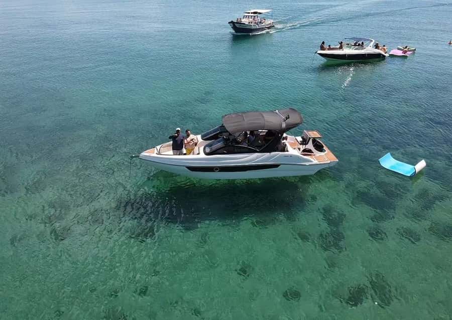 Búzios: Speedboat tour of 2 islands and 11 beaches - João Fernandes and João Fernandinho