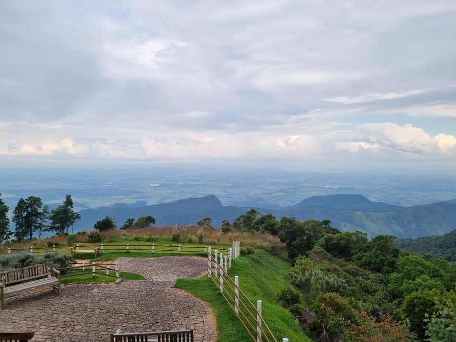 Campos do Jordão: Private 8 Hour Tour - Capivari Village, the town’s main stage