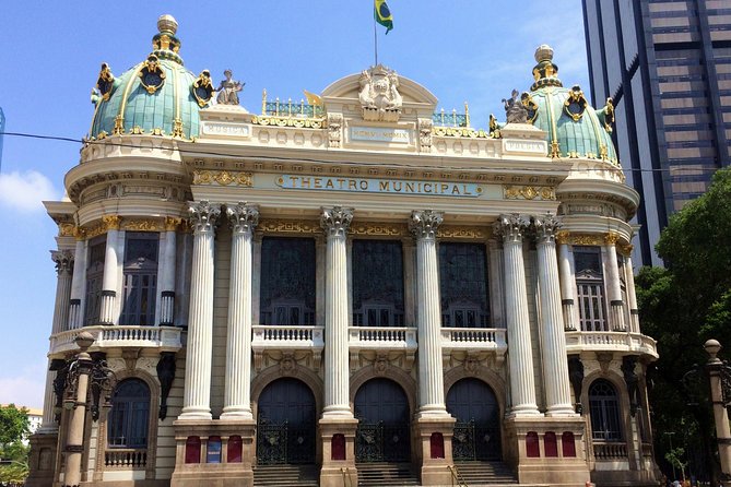 Centro Historico and Lapa - Santa Teresa Walking, Historical and Bohemian Tour - Cinelândia and the grand face of central Rio