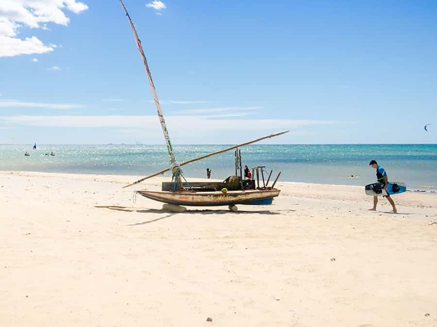 Cumbuco in 1 Day: Unforgettable Tour - Beach time, local food, and the support point