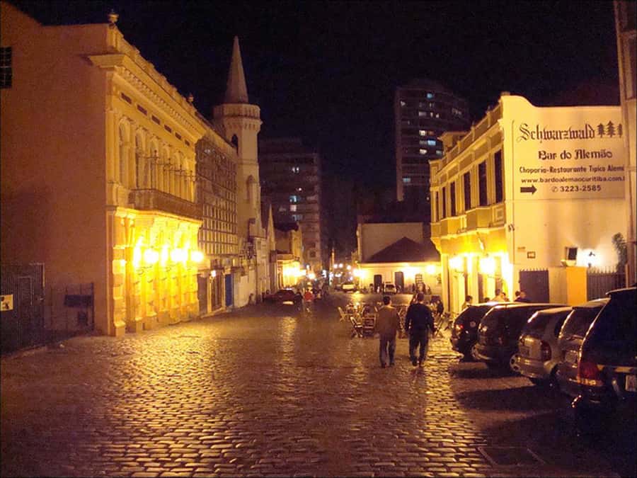 Curitiba: 4-Hour City-By-Night Tour with Dinner - Curitiba after dark in four focused hours