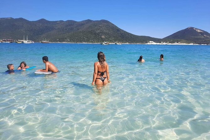 Day Tour to Arraial do Cabo from Rio - The road from Rio: comfortable, but not short
