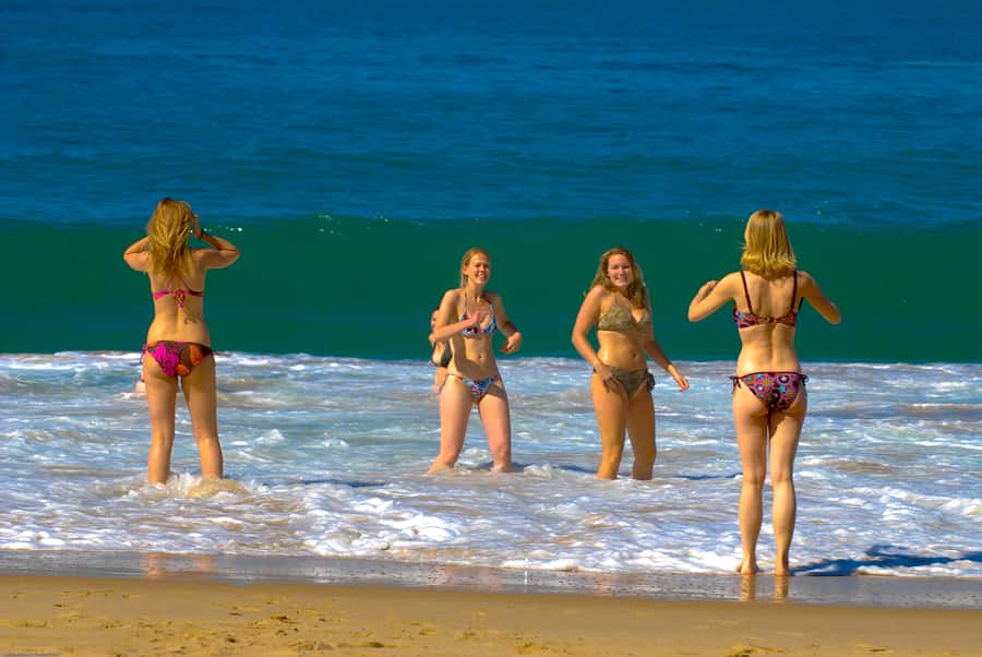 Day Tour to Trindade: Nature and Sea Adventure from Paraty - Praia dos Ranchos and a fishermen’s bar