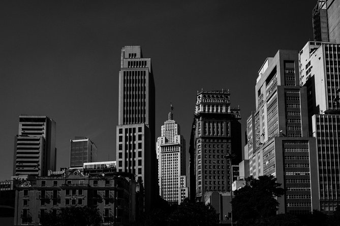 Downtown Photo Tour - Natural light is the real classroom