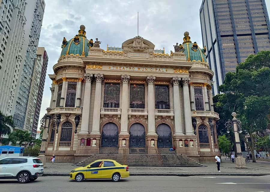 Explore Santa Teresa: Walking Tour - Getting started from Rio’s main hotel districts