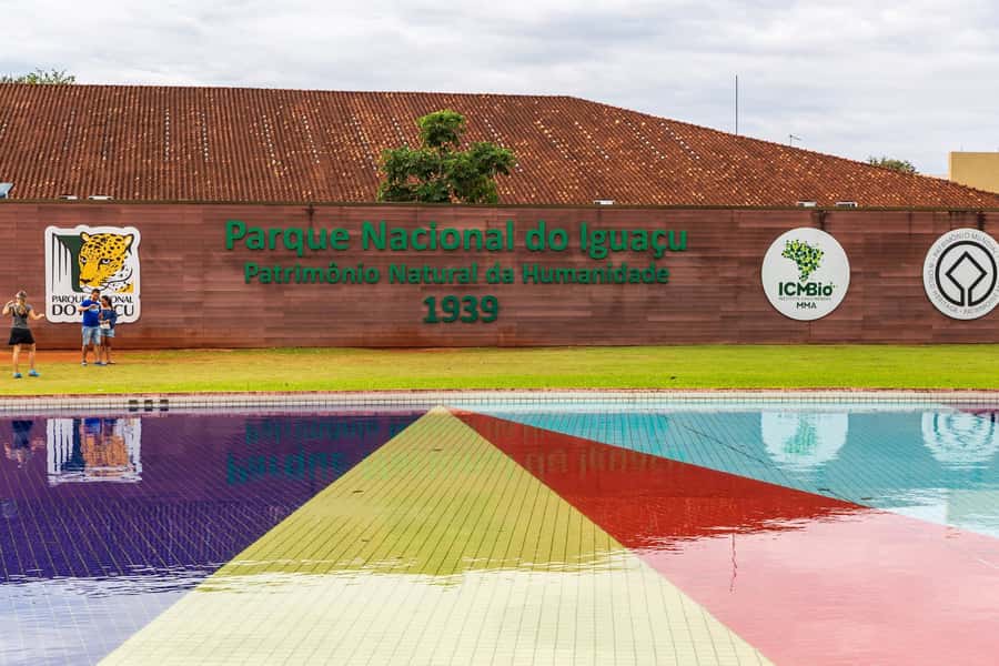 Foz do Iguaçu: Brazilian Side of the Falls - Entering Iguaçu National Park