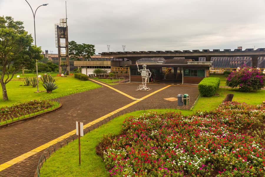 Foz do Iguaçu: Itaipu Hydroelectric Dam - Key points at a glance