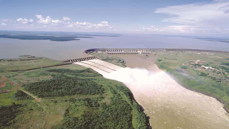 Foz do Iguaçu: Itaipu Hydroelectric Dam Guided Tour - Why Itaipu is worth two hours of your Brazil trip