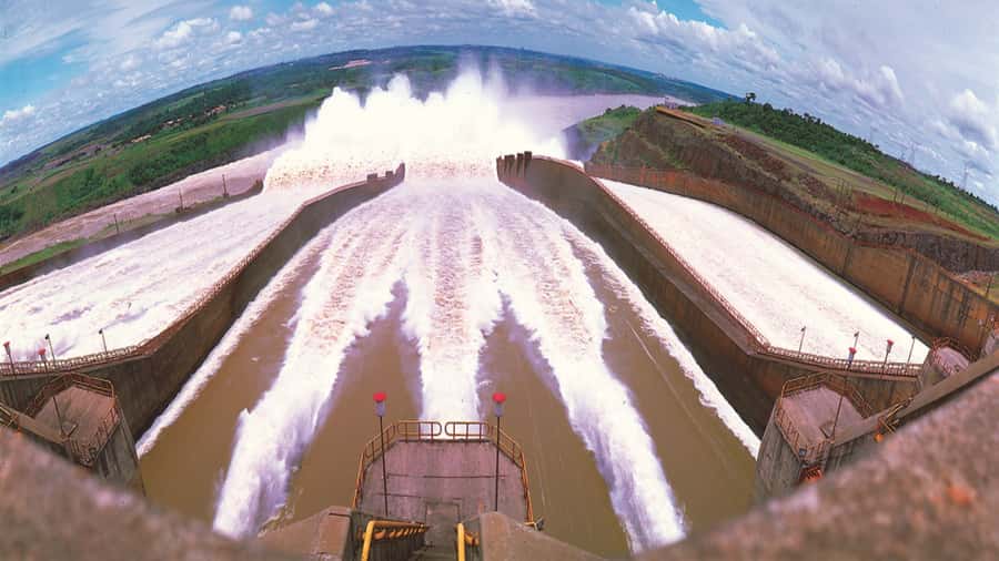 Foz do Iguaçu: Itaipu Hydroelectric Dam Guided Tour - Hotel pickup keeps the visit simple