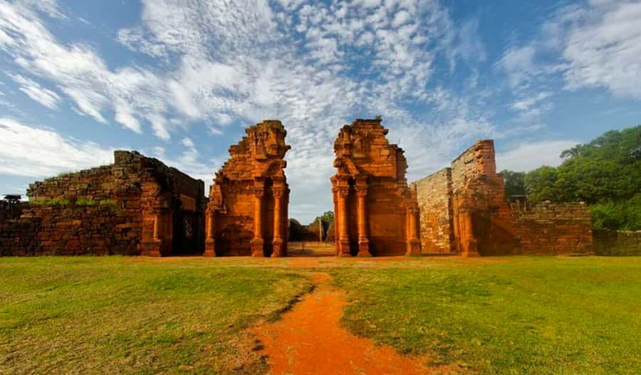 Foz do Iguaçu: Wanda Mines and San Ignacio Ruins Day Trip - Guide quality and group size