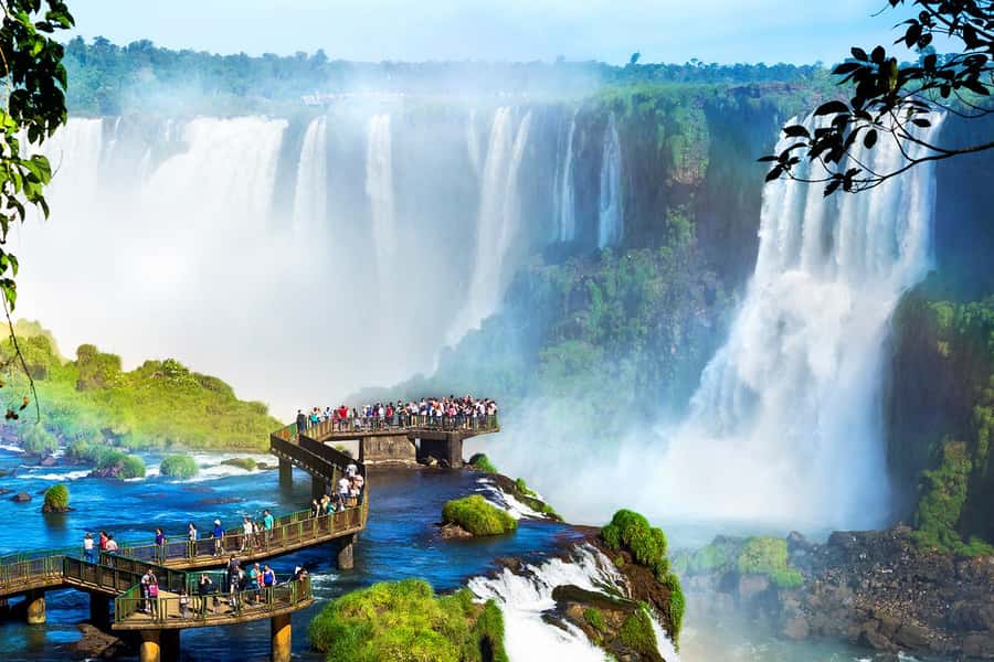 From Argentina: Iguazu Falls Brazil Side & Itaipu Dam - Lunch is a pause, not part of the price