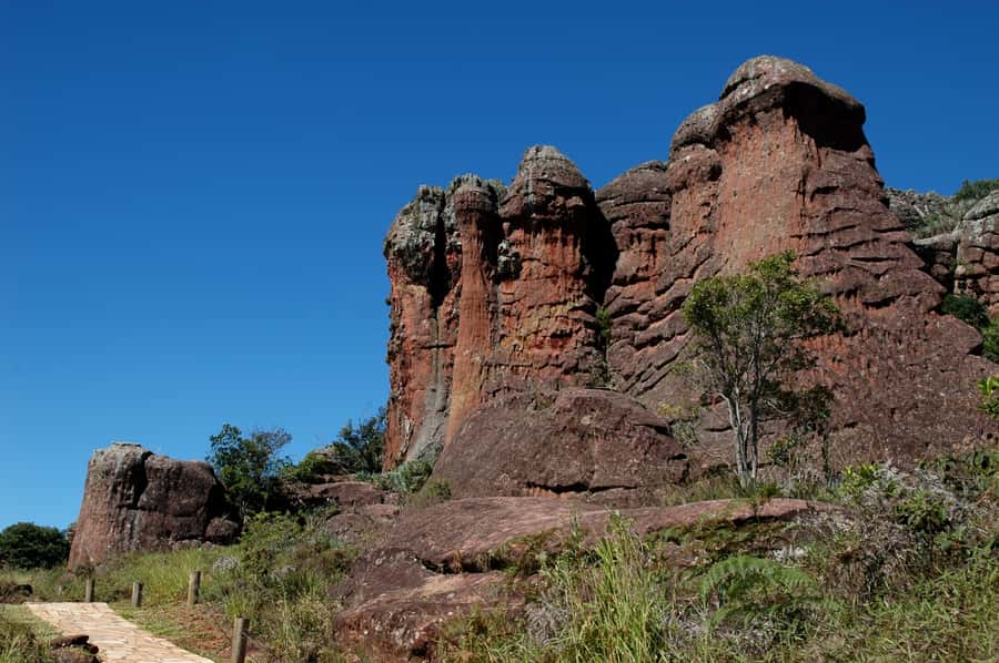 From Curitiba: Vila Velha State Park Full-Day Group Tour - Golden Lagoon and the mica effect