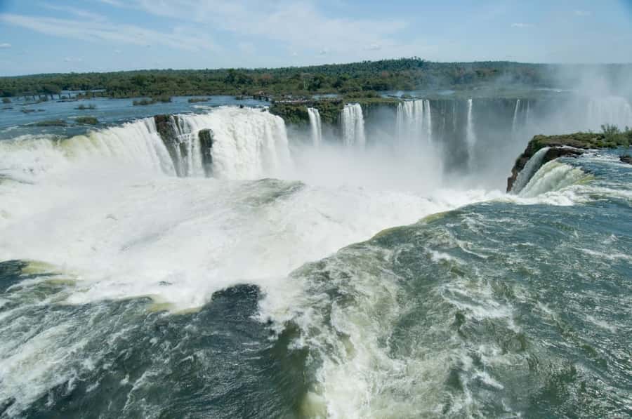 From Foz do Iguaçu: Argentinean Falls Tour with Pickup - Five things to know before you go