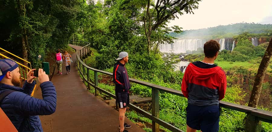 From Foz do Iguaçu: Brazilian Side of the Falls with Ticket - The 25-minute Chocolate Caseiro stop