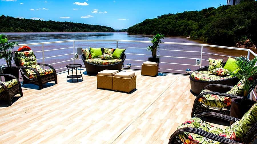 From Foz do Iguaçu: Sunset Catamaran Tour with Meal - From your Foz do Iguaçu hotel to the river port