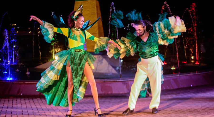 From Foz do Iguazu: Triple Frontier Landmark Ticket - Who should book this evening visit?