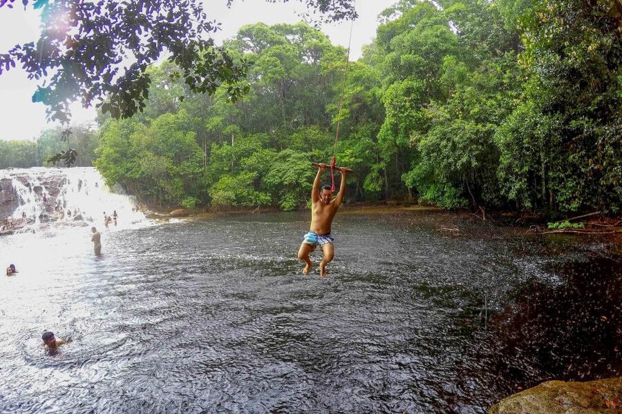 From Manaus: Presidente Figueiredo Waterfalls Daytrip - Lunch With Local River Fish