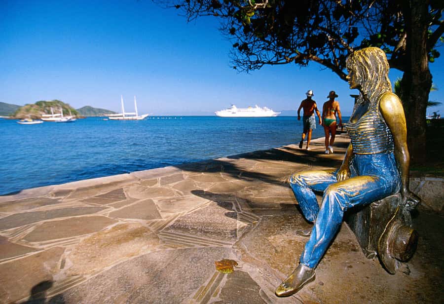 From Rio de Janeiro: Búzios Boat Trip with Lunch - Why Búzios makes a worthwhile day trip from Rio