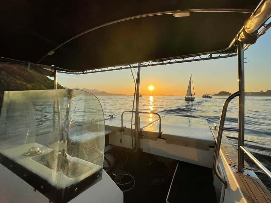 From Rio de Janeiro: Private Speedboat Tour - The language question: Portuguese captain, simple planning