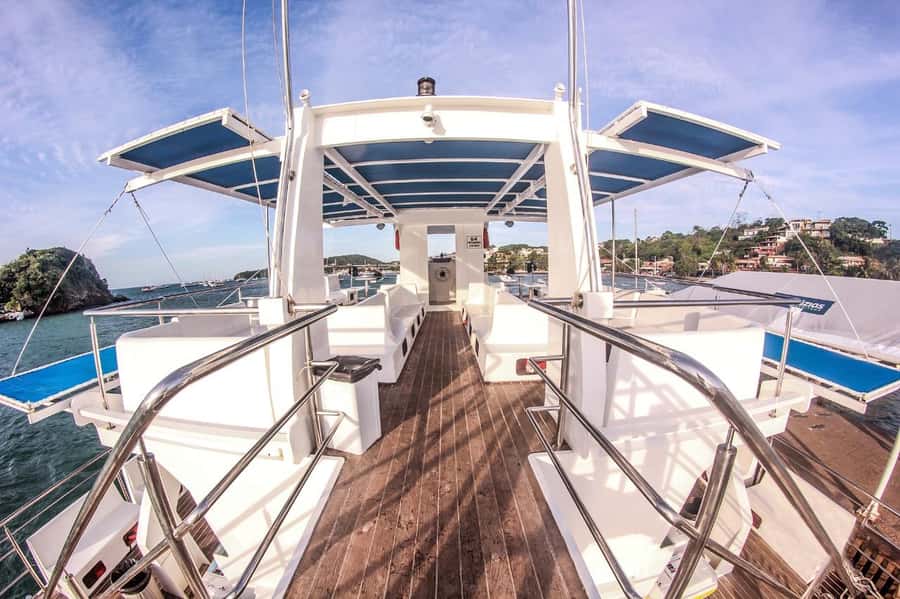From Rio: Full Day in Búzios with Catamaran Tour and Lunch - Tartaruga Beach and the final coastal views