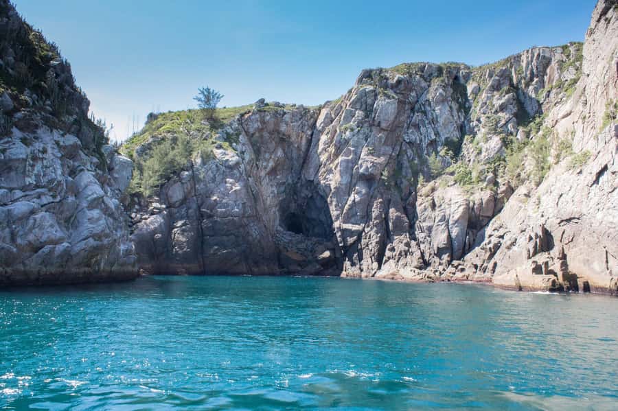 From Rio: Full Day in Búzios with Catamaran Tour and Lunch - Buffet lunch after the boat ride