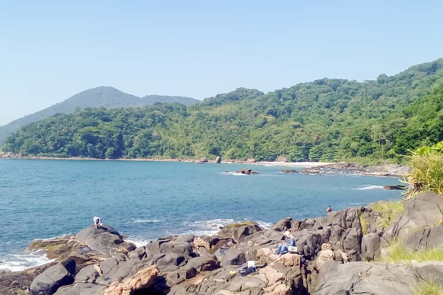 From São Paulo: Santo Amaro Island Trekking by Wild Beaches - White Beach gives you the first coastal pause