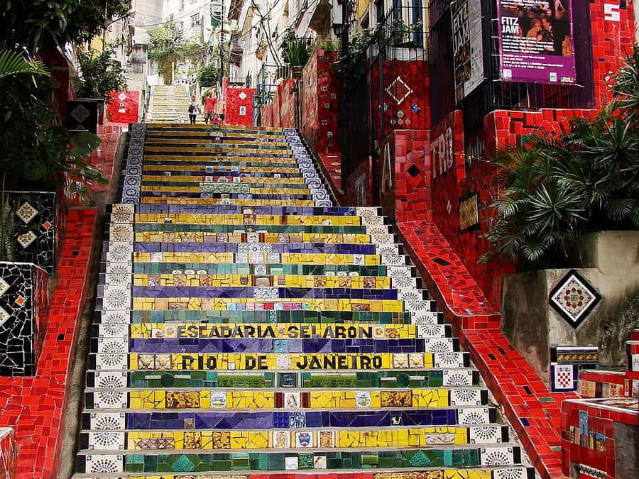 Full-Day City Sightseeing Tour in Rio de Janeiro - Maracanã tells Rio’s football story from outside
