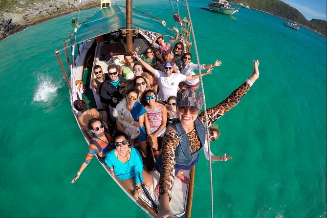 Full Day Tour to Angra dos Reis and Grand Island - Freguesia de Santana Beach: a gentle first stop