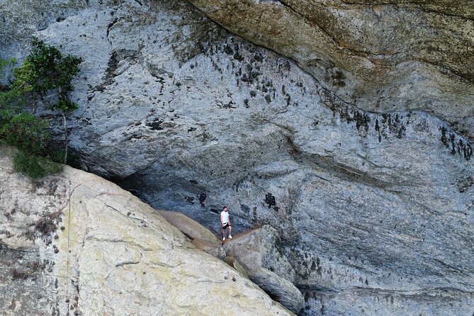 Garganta do Céu and Waterfall hike in Pedra da Gávea - What this Pedra da Gávea hike is really like