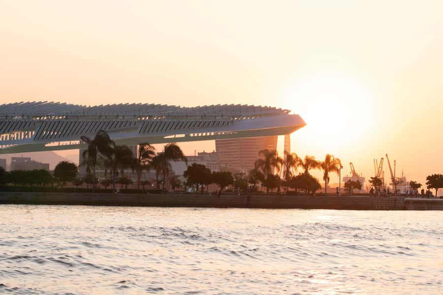 Glória: Sunset Speedboat Cruise with Drinks and Snacks - Practical tips before you board
