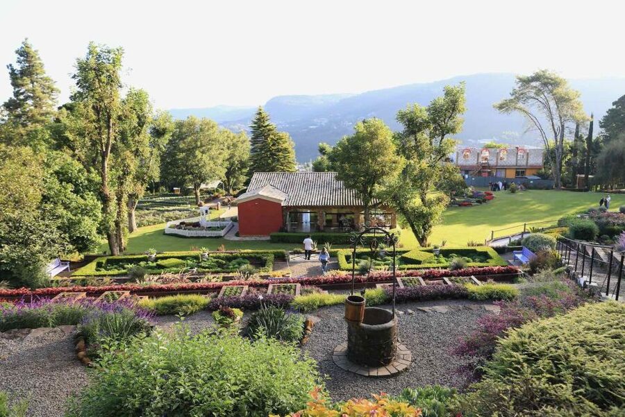 Gramado and Canela: Private Daytour from Porto Alegre - Black Lake, photos, and the value of a flexible route