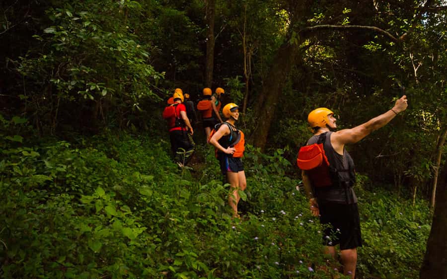 Guided Hike and Kayak or SUP River Tour w/ Transfer - Getting ready at the Iguaçu River base