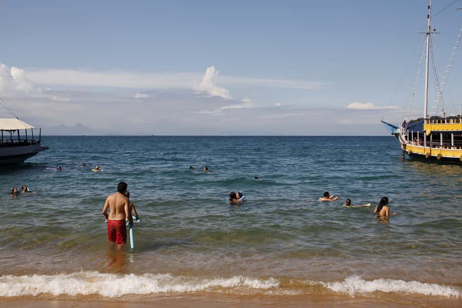 Half-Day Schooner Cruise and Snorkeling in Paraty Bay - Blue Lagoon combines lunch and clear water